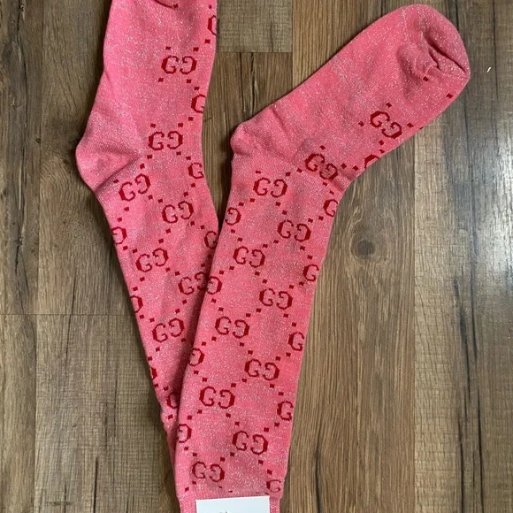 Gucci Chic Pink Patterned Socks COMES WITH BOX - Picture 3 of 8